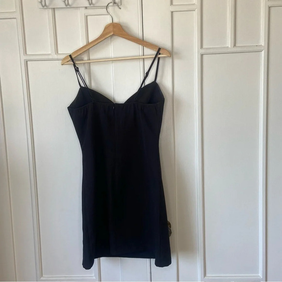The Black V Neck Cutout  Sleeveless Mini Dress size med LBD sexy rhinestone bow - Picture 14 of 16